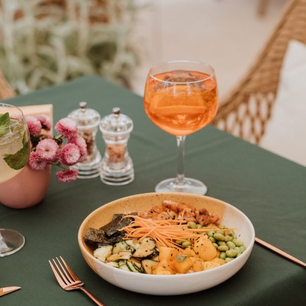Food & Drink 17